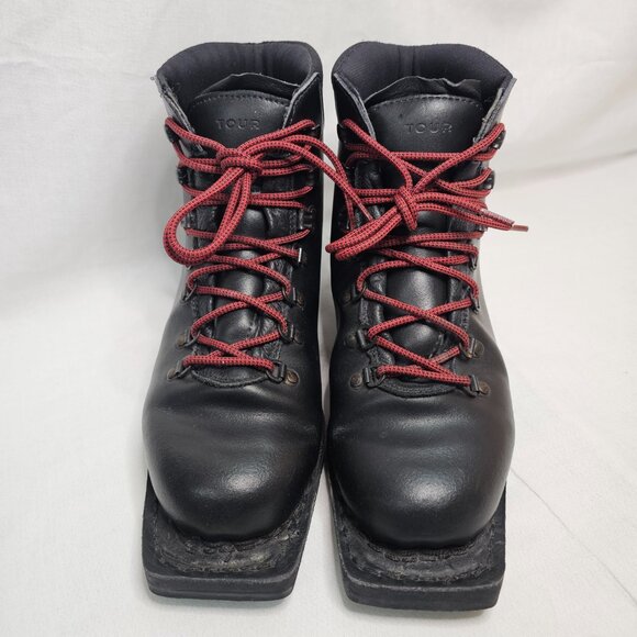 Garmont "Tour" Telemark Nordic Cross Ski Hiking Boots Size 42.5 EUR / 9 US - Picture 2 of 10